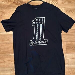 Harley Davidson worn once
T shirt